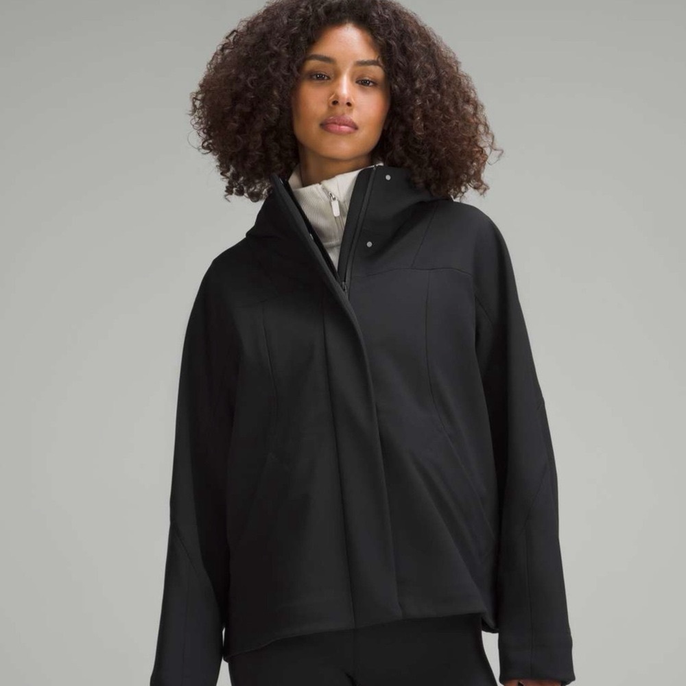 Lululemon RepelShell Cinch Back Rain Jacket Waterproof Windproof Velour Lined 12 - Picture 3 of 13